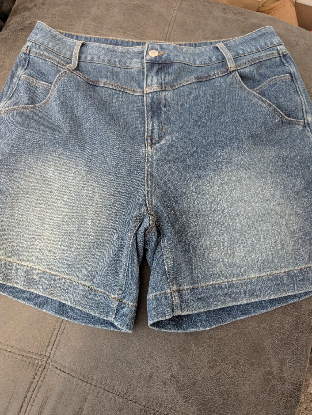 Women's Halara Light Blue Denim Flex Jean Shorts - Classic Fit